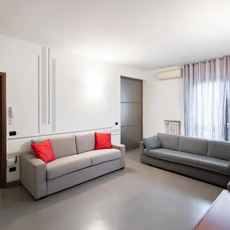 Splendido Quadrilocale Nel Cuore Dei Navigli Appartement *